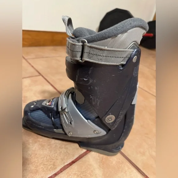 Nordica T-Tech 10W Women’s Ski Boots – Size 7.5 – Adjustable Fit – Gray/Blue - Picture 5 of 7